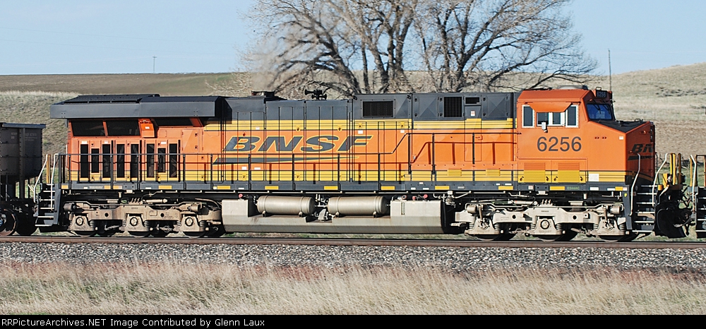 BNSF 6256